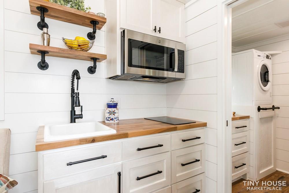 EXPERTLY CRAFTED 24' TINY HOUSE WITH DOWNSTAIRS  - Image 4 Thumbnail