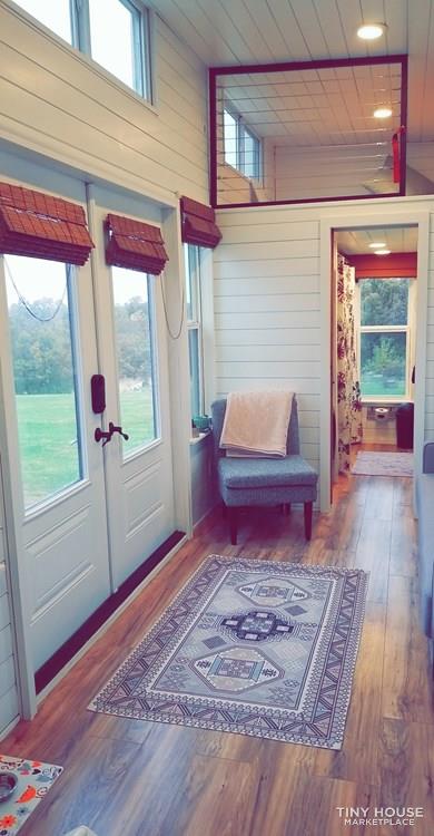 Farmhouse Style Tiny House - Image 4 Thumbnail