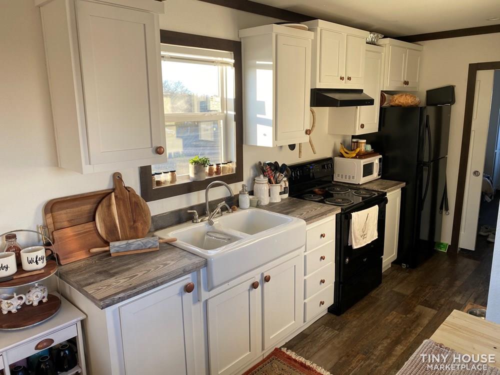 2020 Farmhouse Tiny Home!  - Image 4 Thumbnail