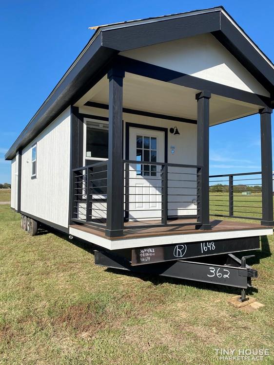 2020 Farmhouse Tiny Home! 
