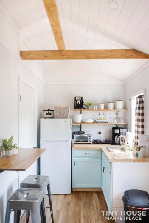 Farmhouse Tiny House 