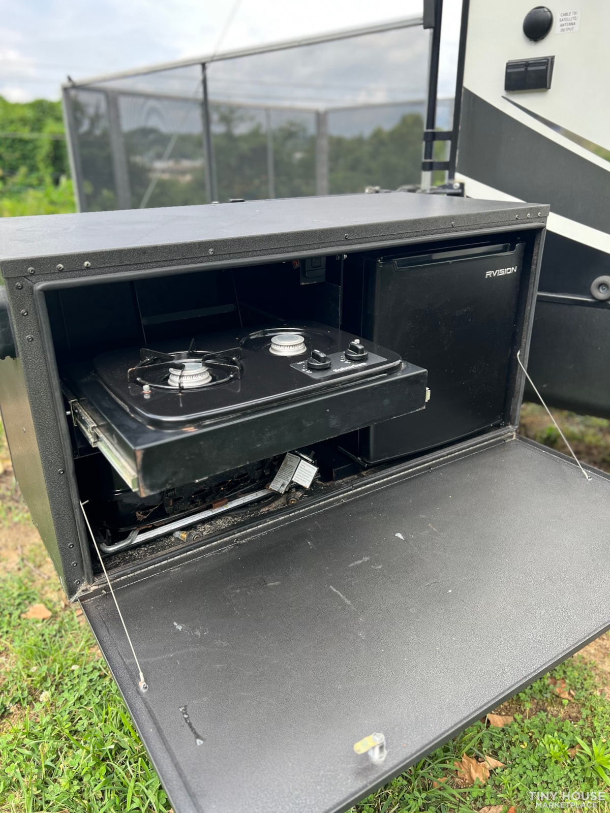Fifth wheel luxury Rv  - Image 2 Thumbnail
