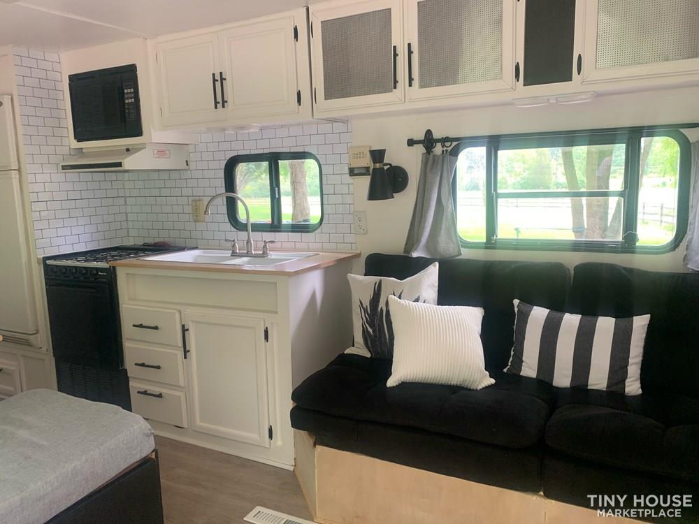 FLEETWOOD prowler camper  - Image 4 Thumbnail