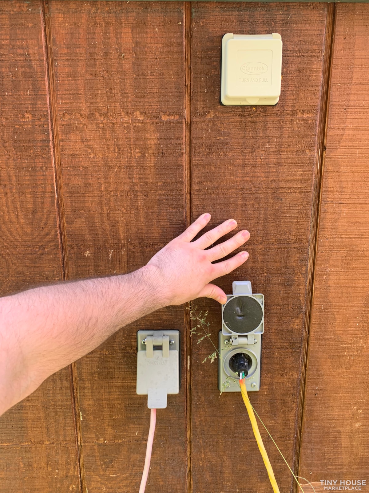 FOR SALE!!! Brook’s End Tiny House - Image 3 Thumbnail