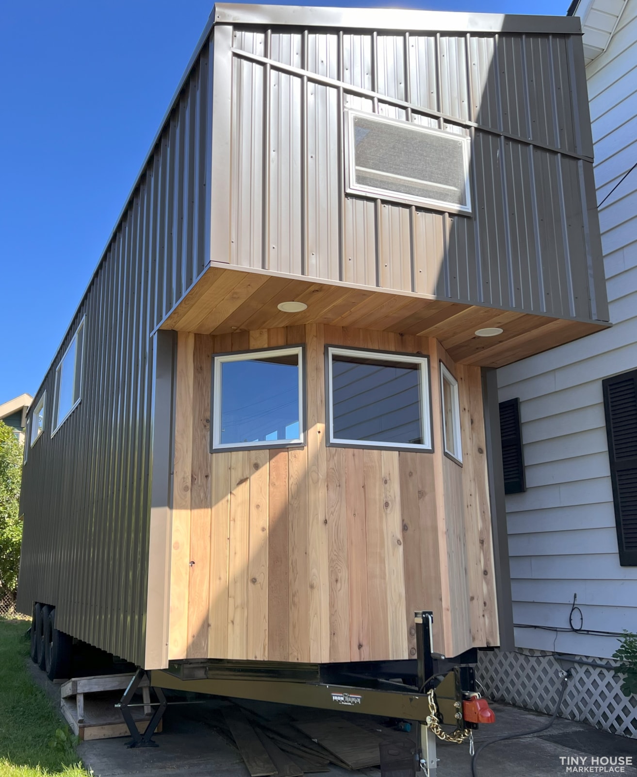 32 Foot Tiny House on Iron Eagle Trailer. - Image 2 Thumbnail