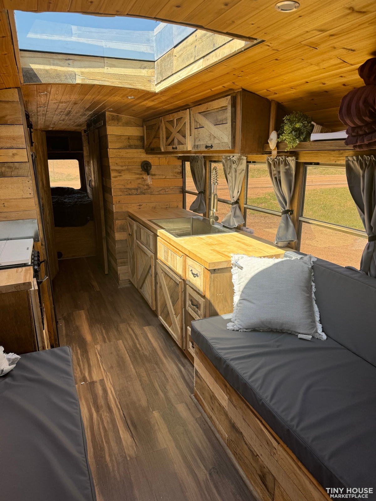 Fully Converted Skoolie RV Bus 2005 International  - Image 2 Thumbnail