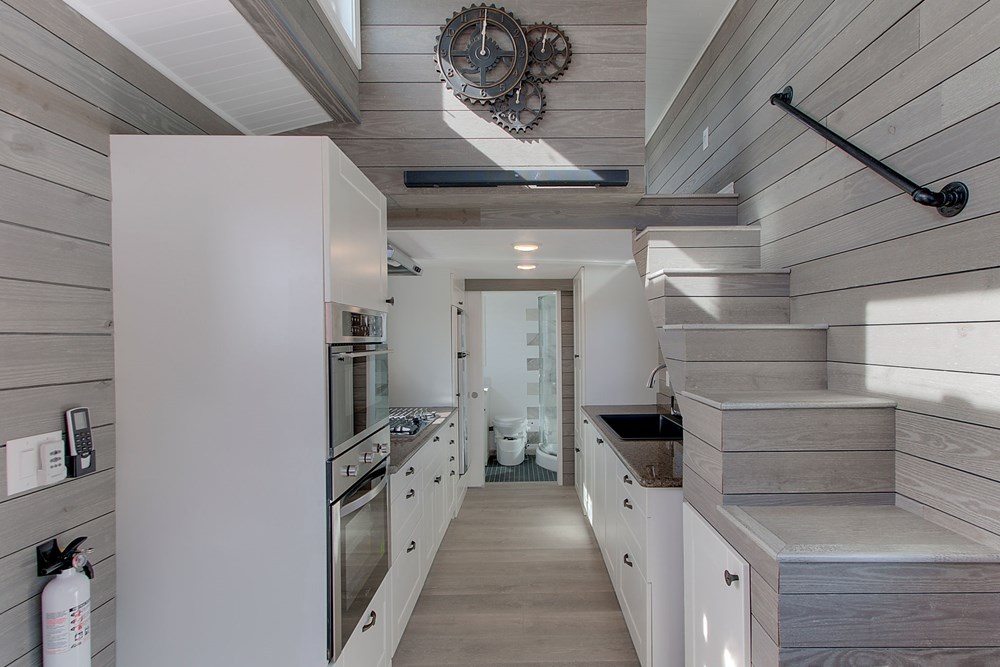 Fully furnished custom THOW with luxury amenities - Image 1 Thumbnail