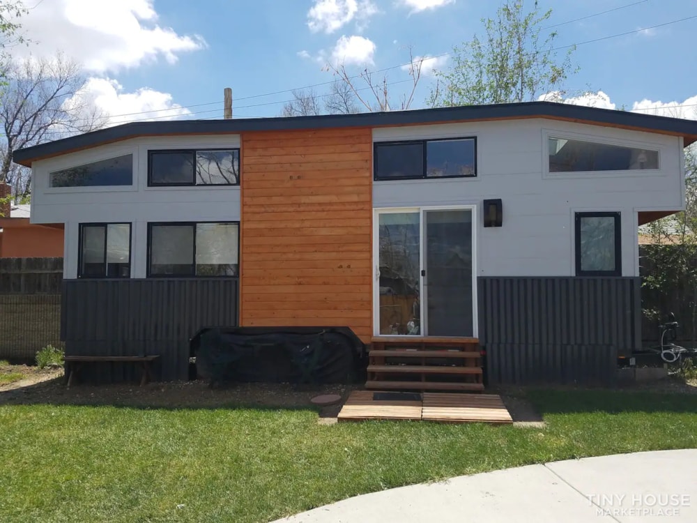 Cedar Queen 28' Tiny Home on Wheels