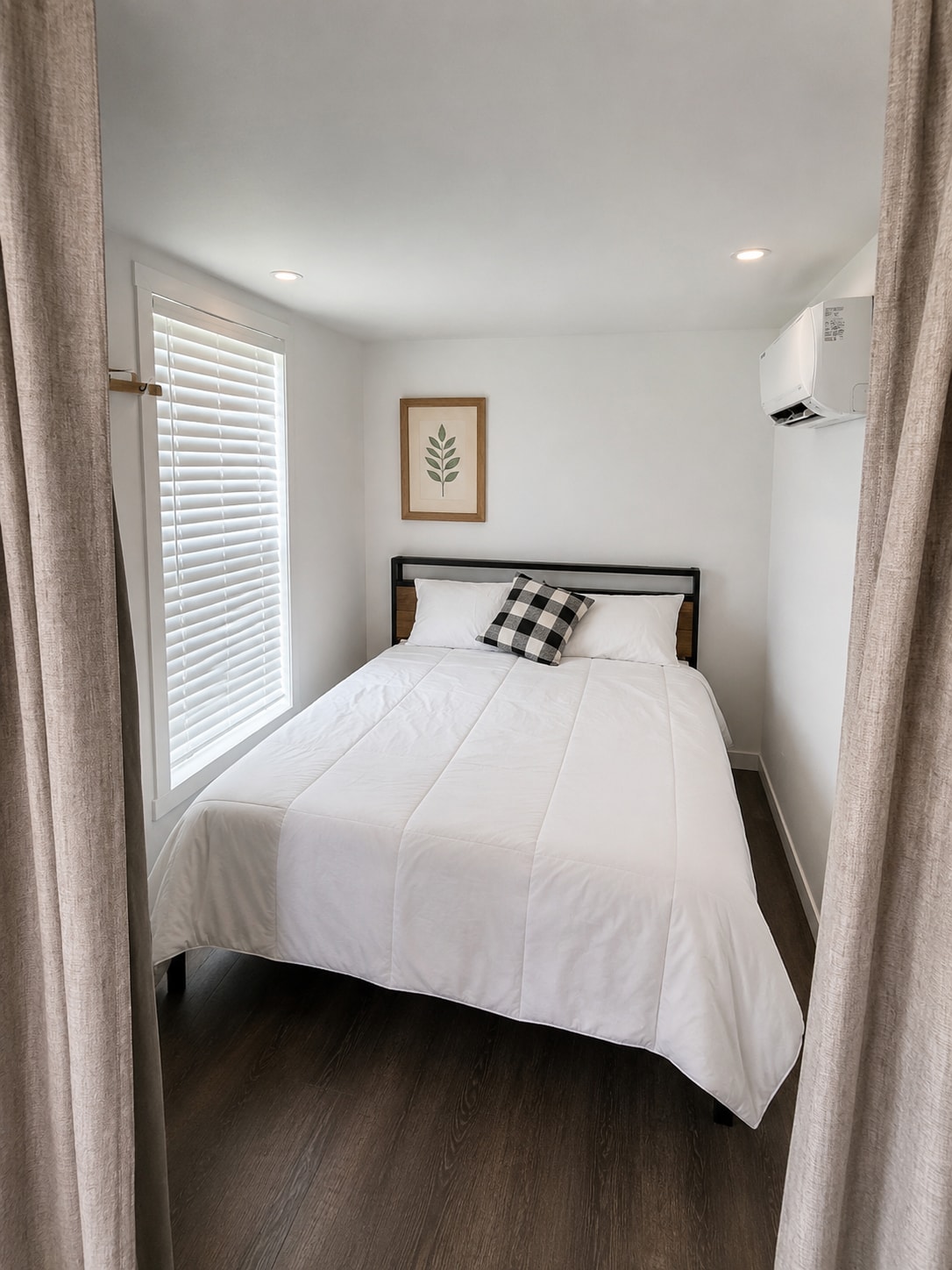 Fully Furnished Tiny Home with loft 62,000 - Image 3 Thumbnail