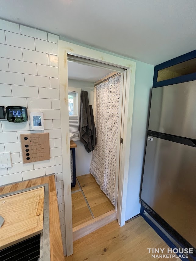 Fully Off-Grid Tiny Home - Image 4 Thumbnail