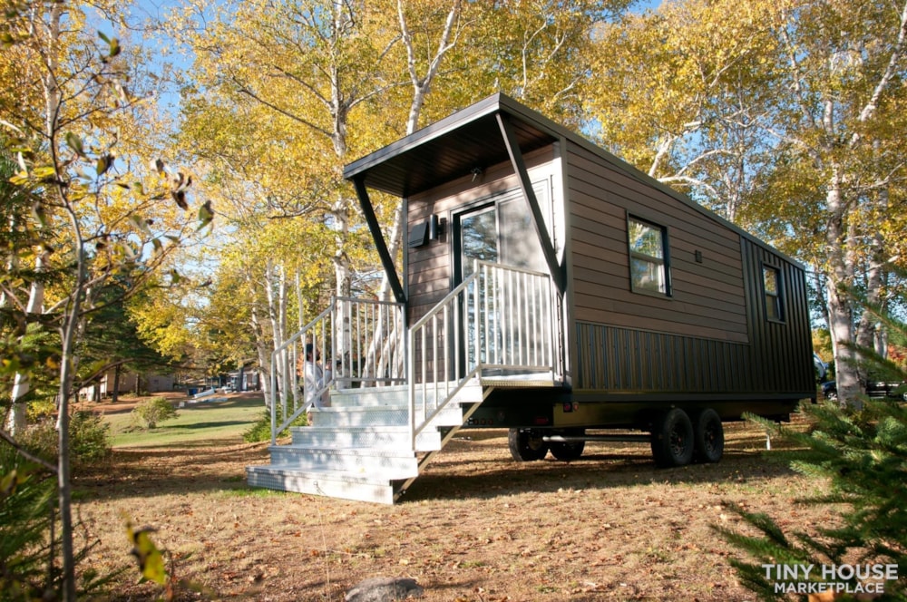 FULLY OFF GRID TINY HOME ON WHEELS BRAND NEW!