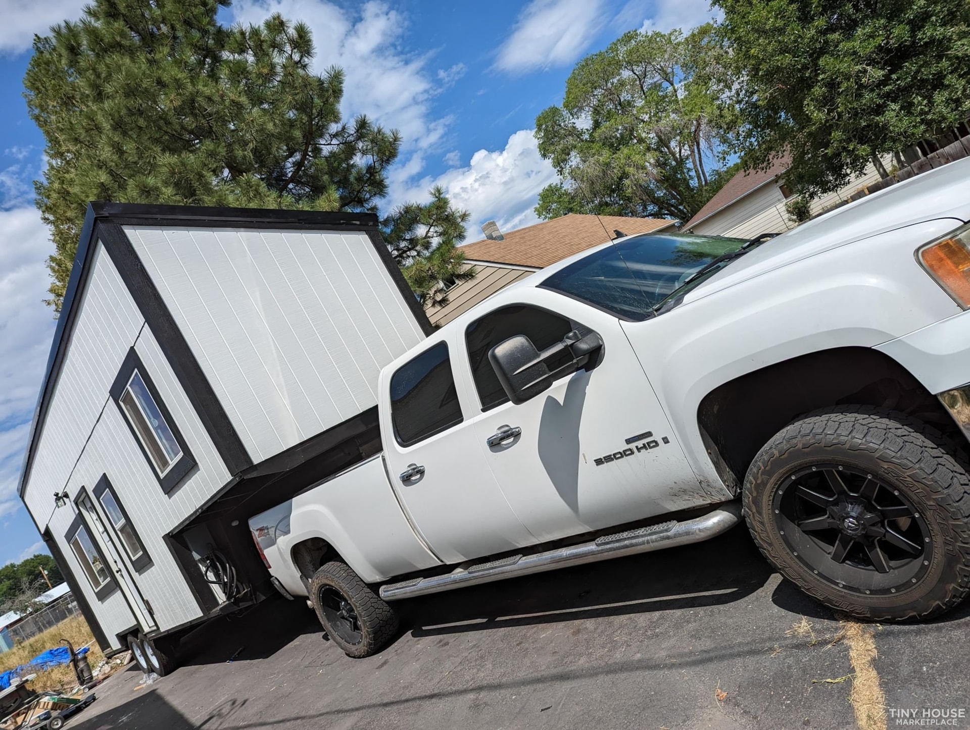 Genesis - 32' 5th wheel - Image 3 Thumbnail