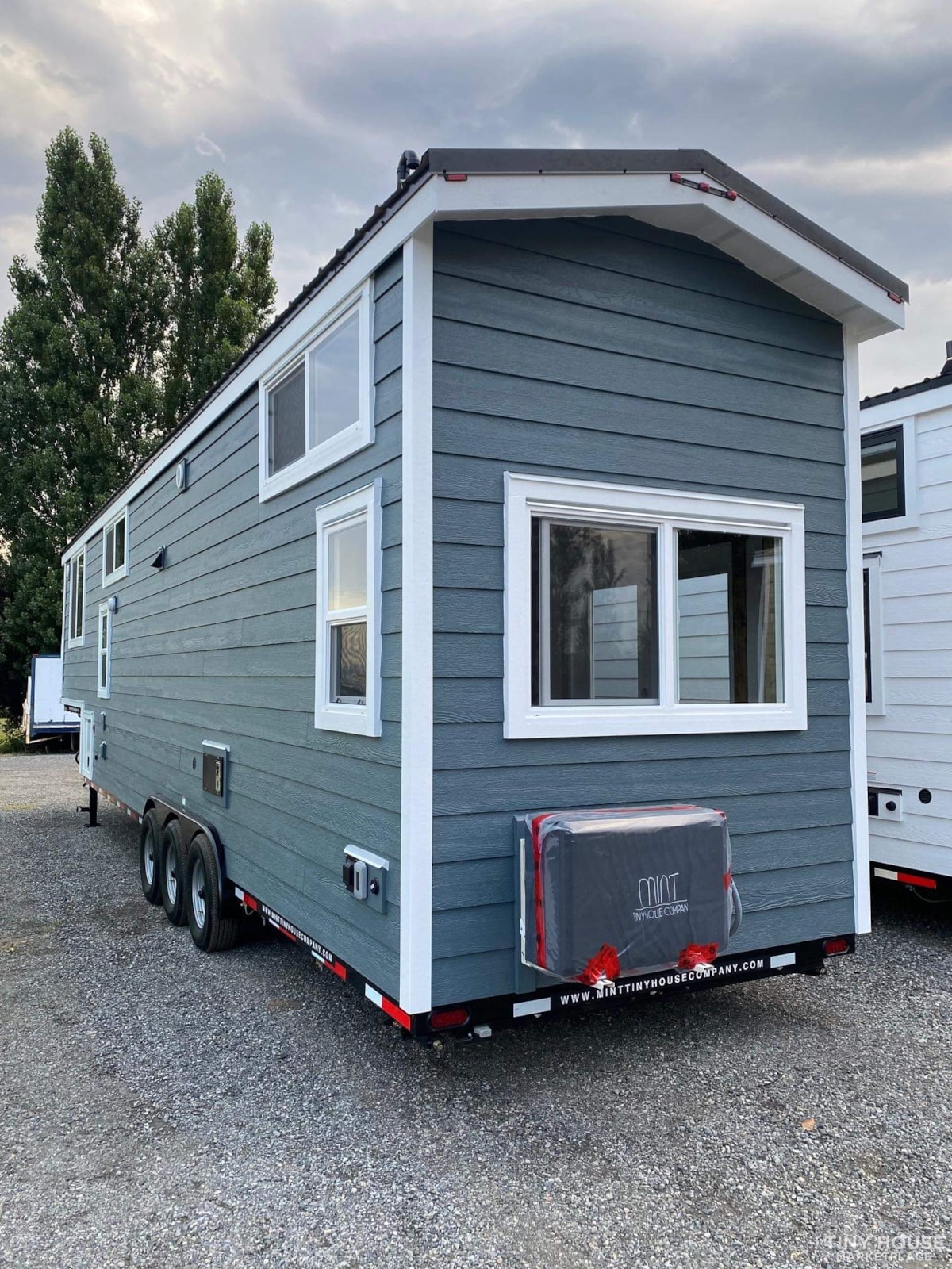 Georgeous 392 sq ft 3 Bedroom Tiny House on Ontario Canada - Image 3 Thumbnail