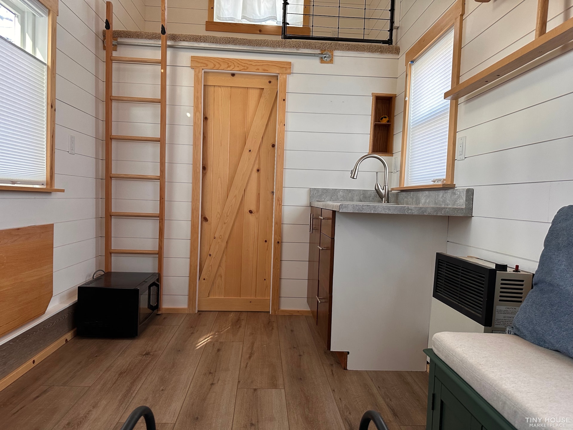 Custom Tiny Home - 8x16 THOW - Image 3 Thumbnail