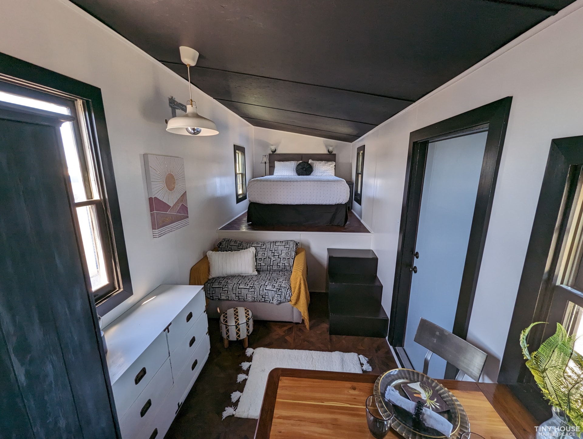Gooseneck THOW with Headroom in the Bedroom!