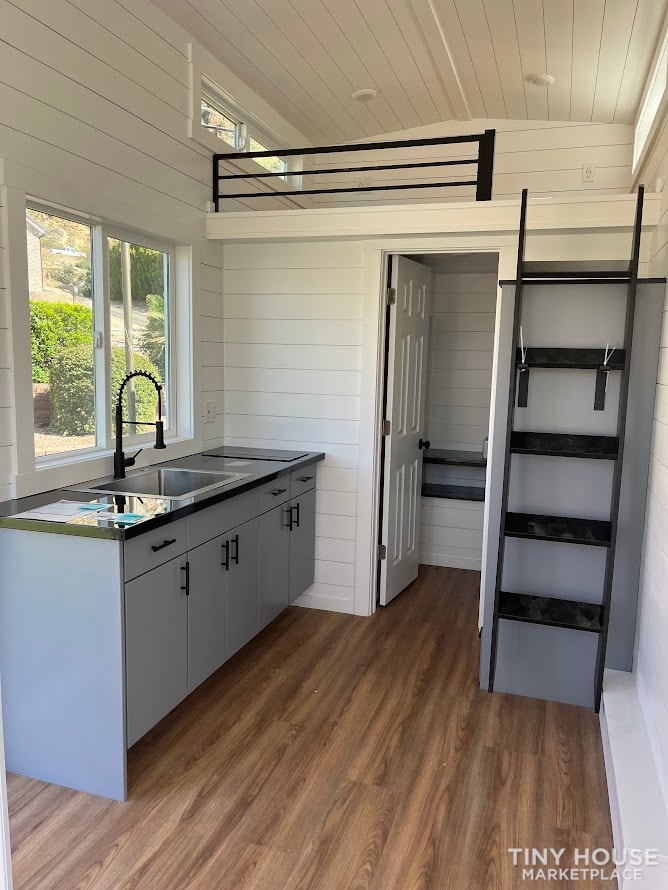 Gorgeous Brand New 2024 Zion Tiny Home - Image 2 Thumbnail