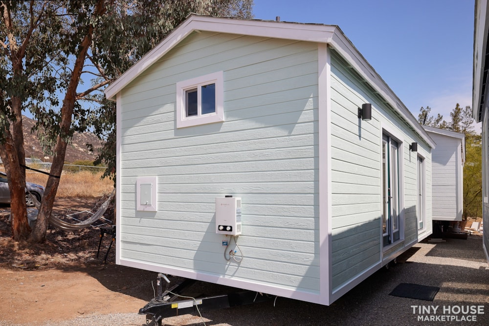 Gorgeous Brand New Tiny Home! - Image 2 Thumbnail