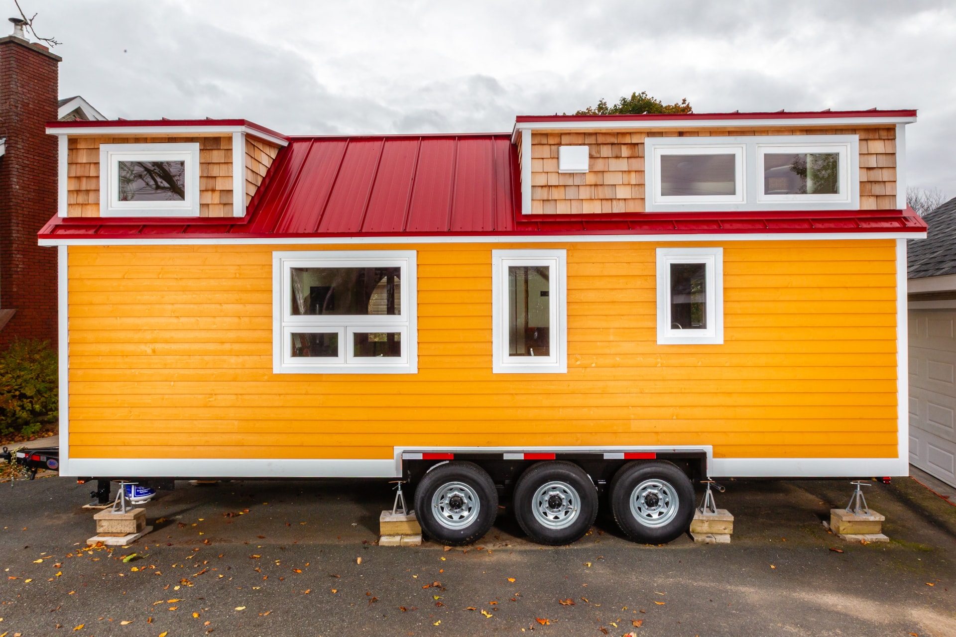 Gorgeous Custom-Built Tiny Home on Wheels, in Cape Breton, NS - Image 3 Thumbnail