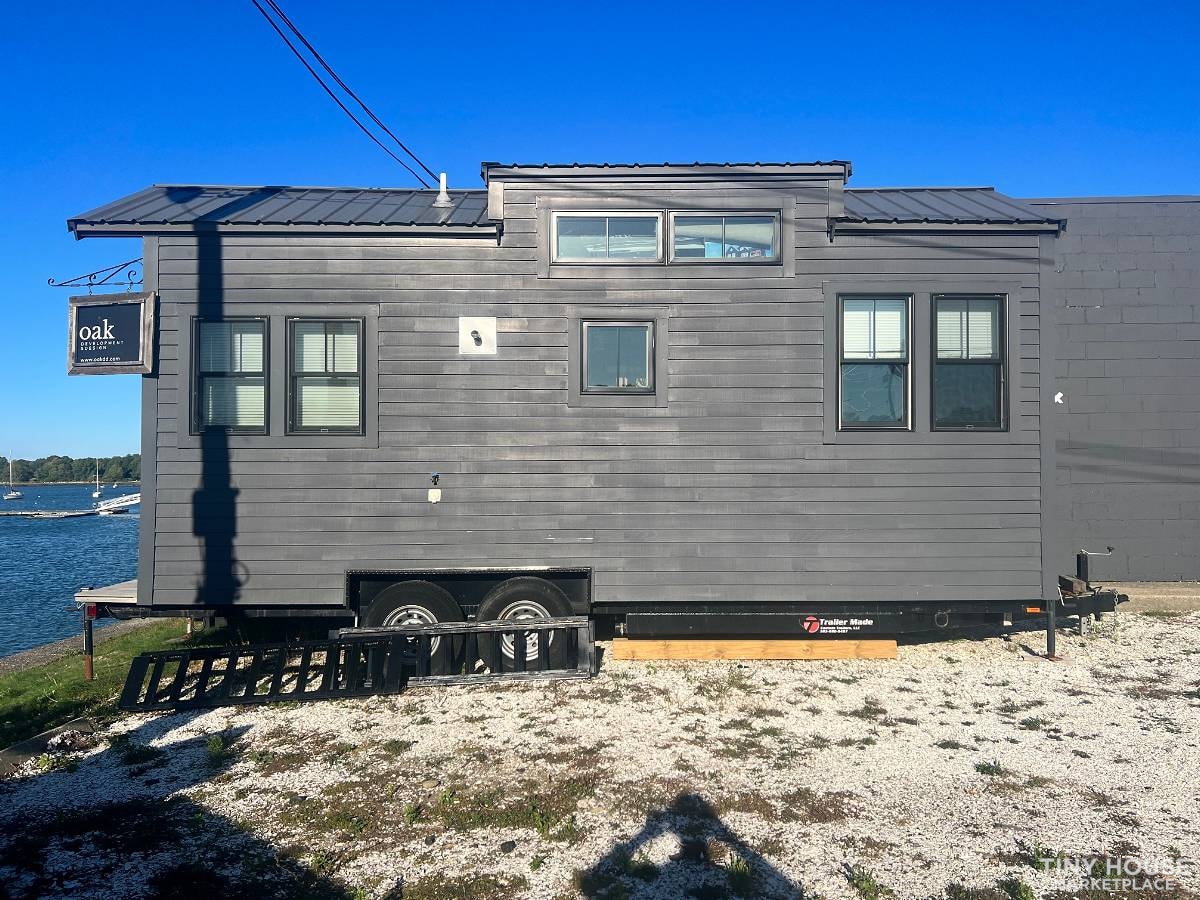 Gorgeous Custom Tiny Home for you!