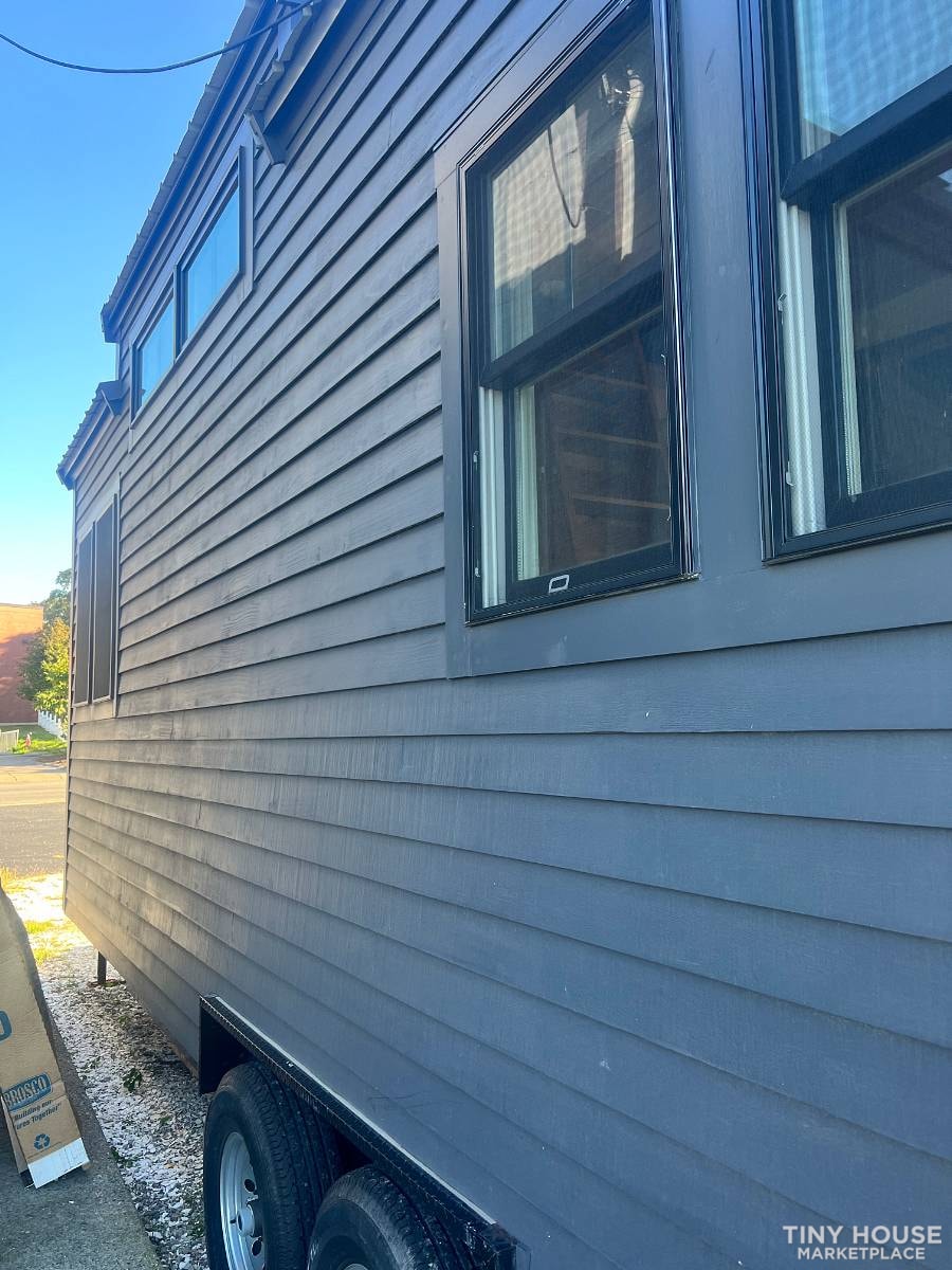 Gorgeous Custom Tiny Home for you! - Image 4 Thumbnail