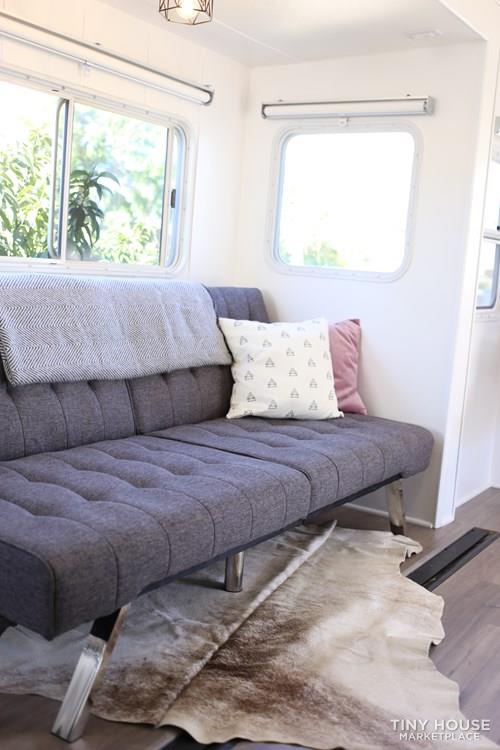 Gorgeous renovated 27’ trailer tiny home - Image 3 Thumbnail