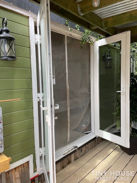Gorgeous Tiny Home on Wheels – Reduced for Fast Sale  - Image 3 Thumbnail