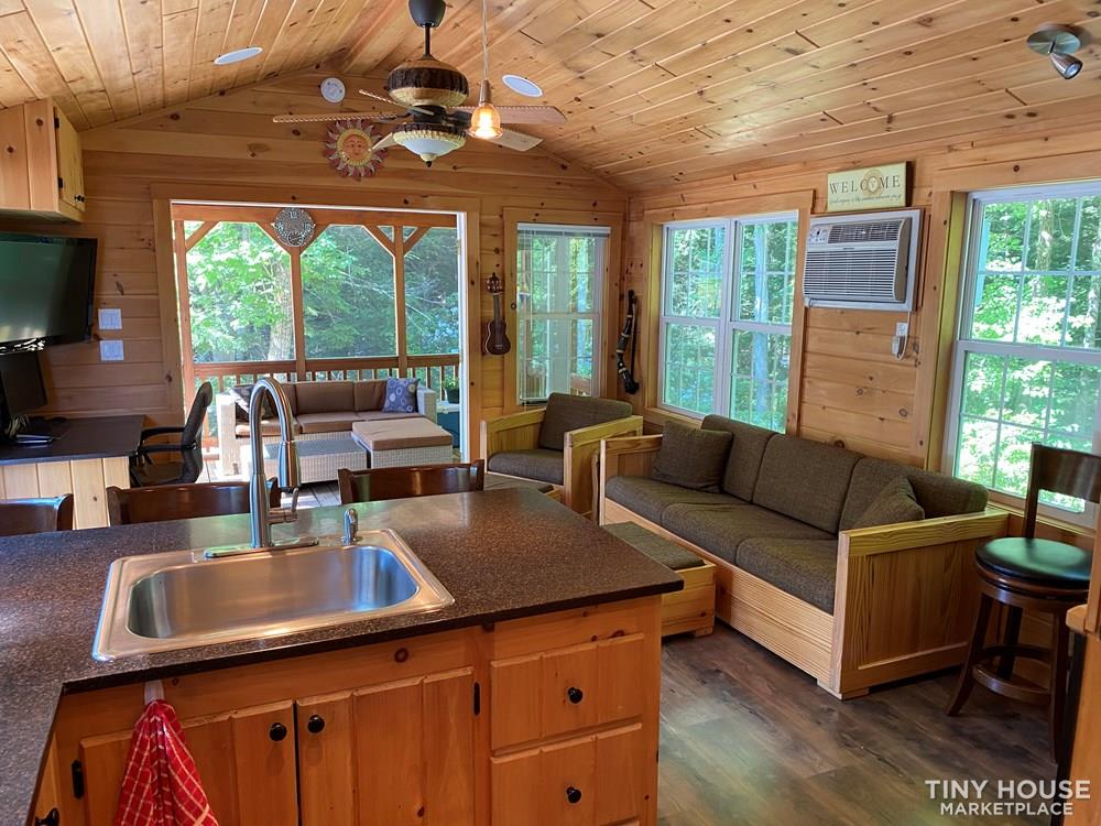 Gorgeous tiny house 400 sq ft - Image 3 Thumbnail