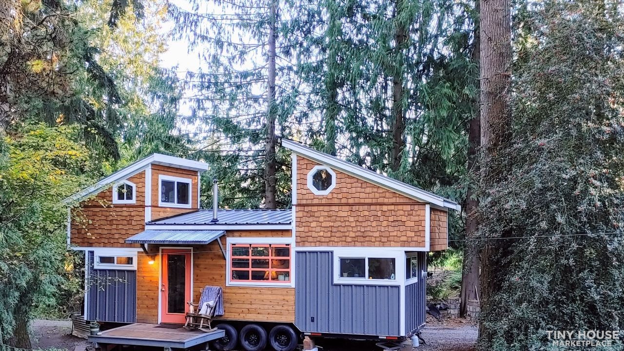 Gorgeous Craftsman Tiny House with Pop Up Roofs! - Image 1 Thumbnail