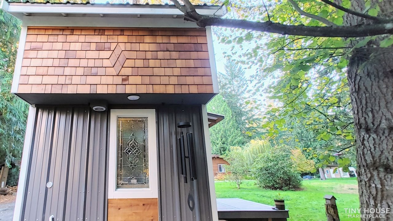 Gorgeous Craftsman Tiny House with Pop Up Roofs! - Image 2 Thumbnail