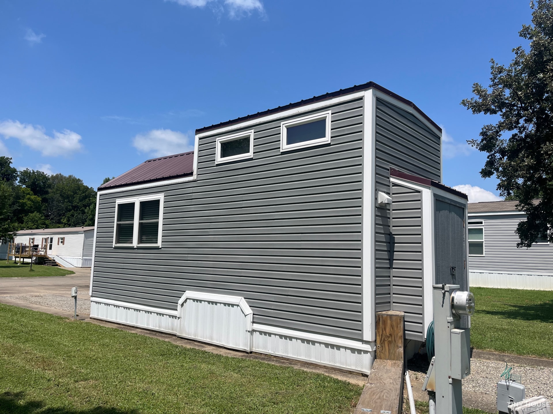 GREAT DEAL 24' Tiny House on Wheels + Optional Lot Lease Available - Image 4 Thumbnail