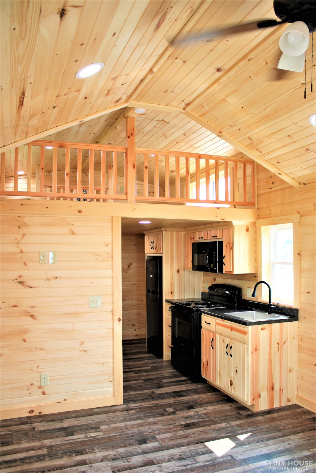 )RVIA) Grizzly Park model Tiny Home 11'3" wide x 42'6" ,1 bedroom plus loft  - Image 4 Thumbnail