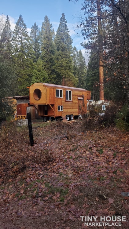 Gypsy Caravan ,  nomadic  adventures  or permanent  dwelling.  The Full Moon.