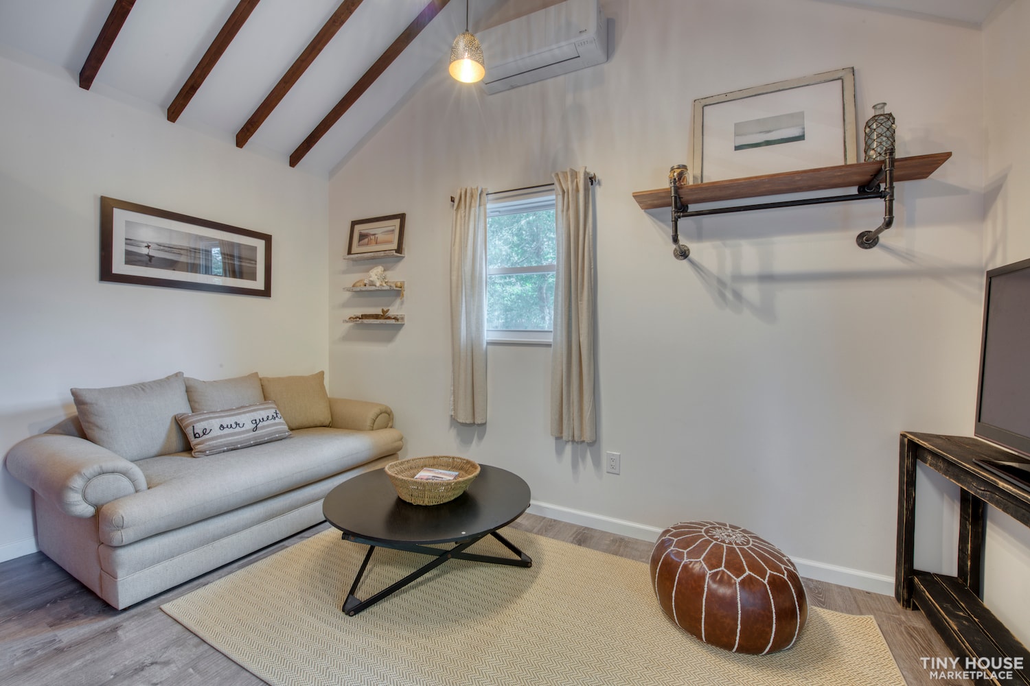 Hampton Bays, NY - Custom Tiny Homes - Image 2 Thumbnail