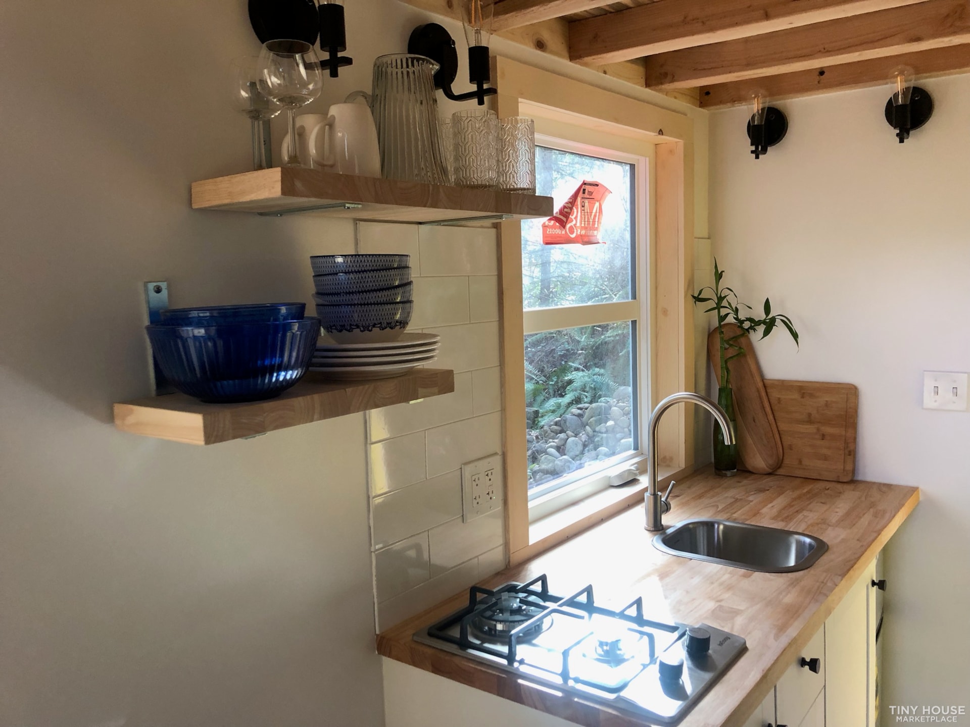 Hand Crafted Tiny House  - Image 1 Thumbnail