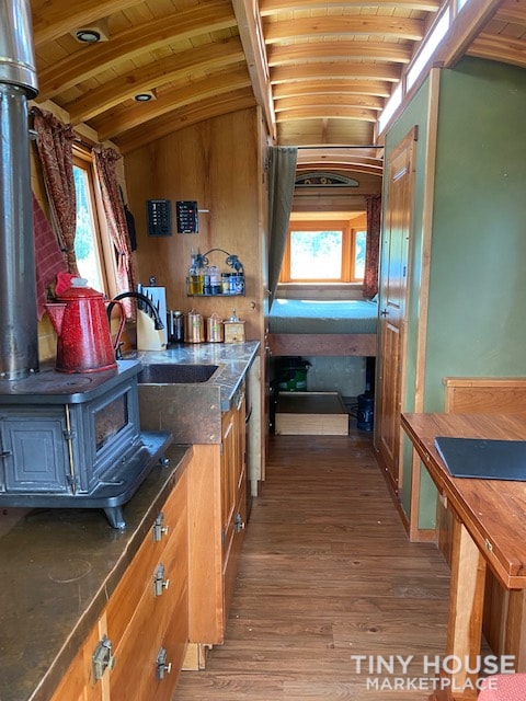 Handcrafted Gypsy Tiny House - Image 3 Thumbnail