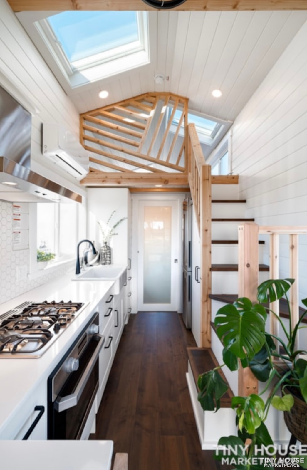 Healthy Tiny House modern + minimalist w/ soaking tub, NON-TOXIC, LOW VOC + EMF - Image 2 Thumbnail