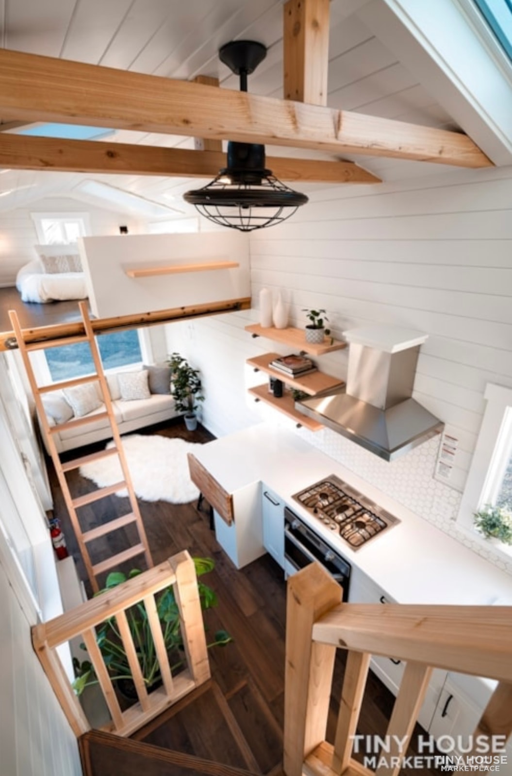 Healthy Tiny House modern + minimalist w/ soaking tub, NON-TOXIC, LOW VOC + EMF - Image 3 Thumbnail