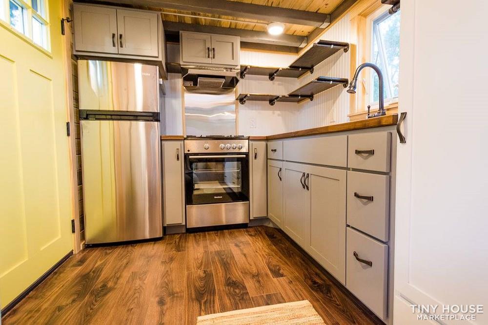 HGTV Mitch Craft Tiny Home - Image 4 Thumbnail