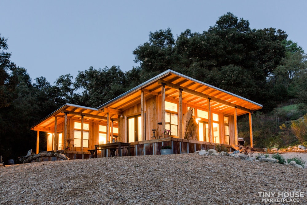 Hoyt Family Vineyards  Cabin Retreats