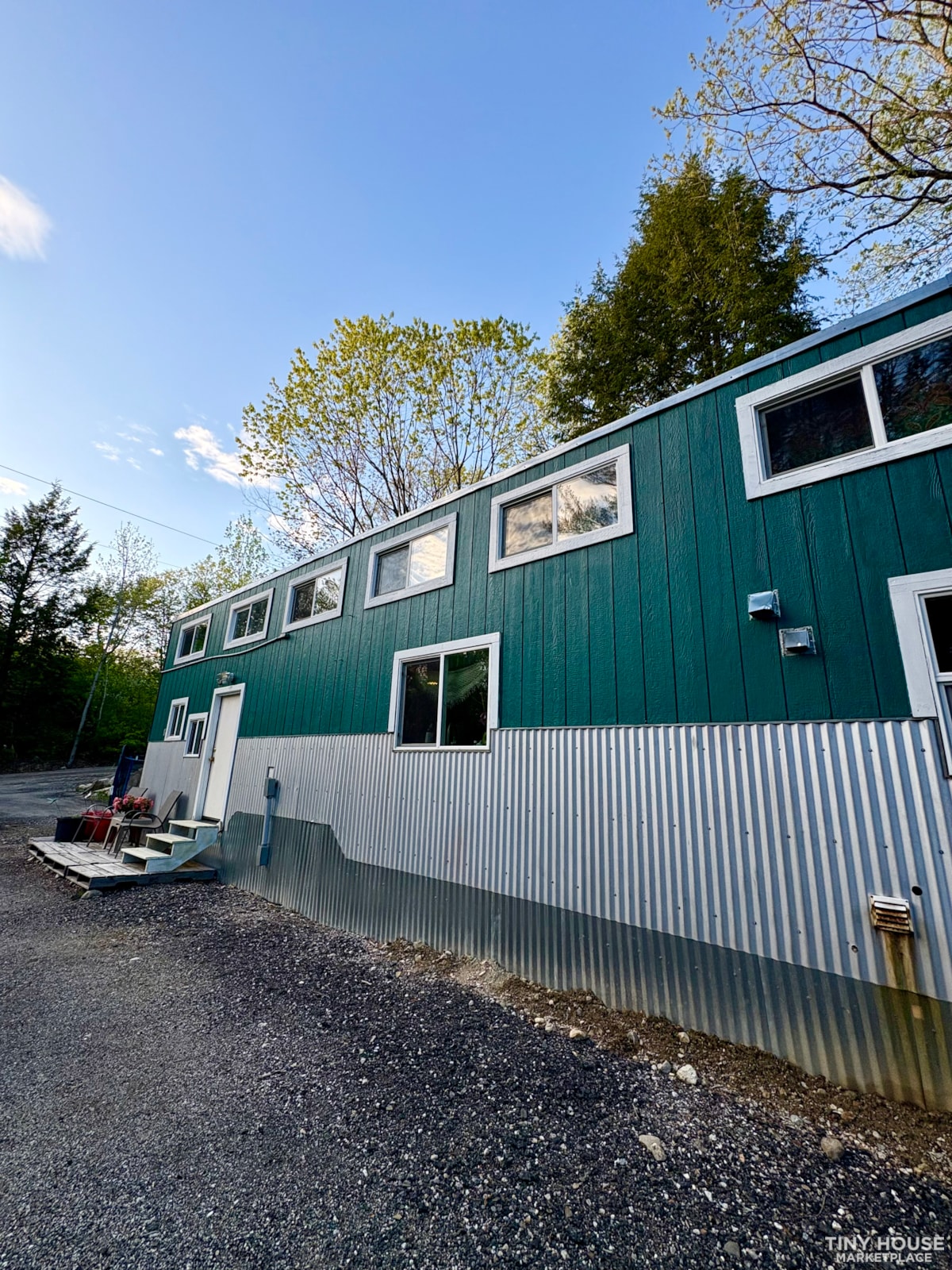 Huge 3bedroom Tiny Home on Wheels  - Image 3 Thumbnail