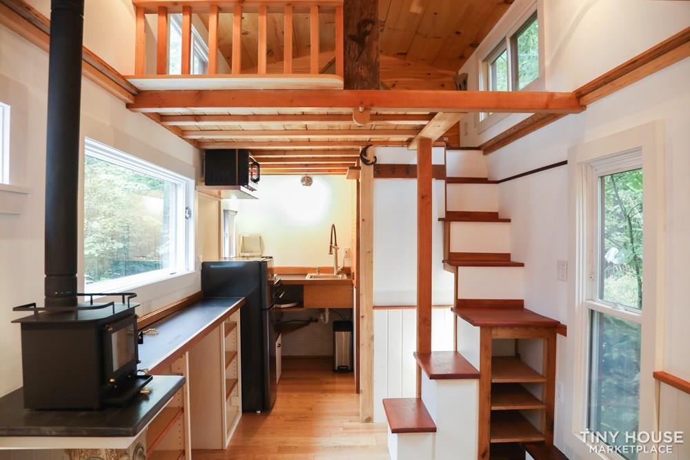 Humble House | Rustic 20ft Tiny Home! - Image 4 Thumbnail