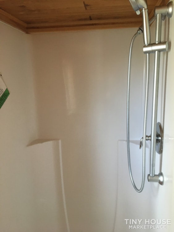 Hypoallergenic Tiny Home - Image 4 Thumbnail