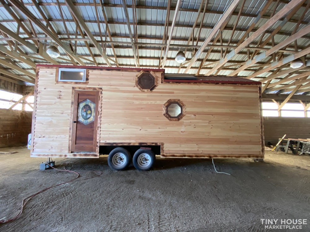 Icosahedron Tiny House - Image 1 Thumbnail