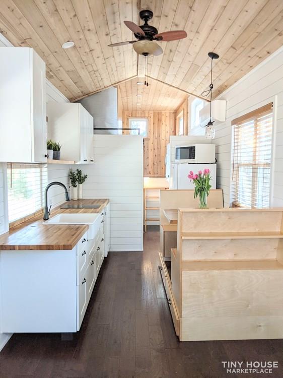 Immaculate 26' Custom Tiny Home on Wheels in the Beautiful TX Hill Country