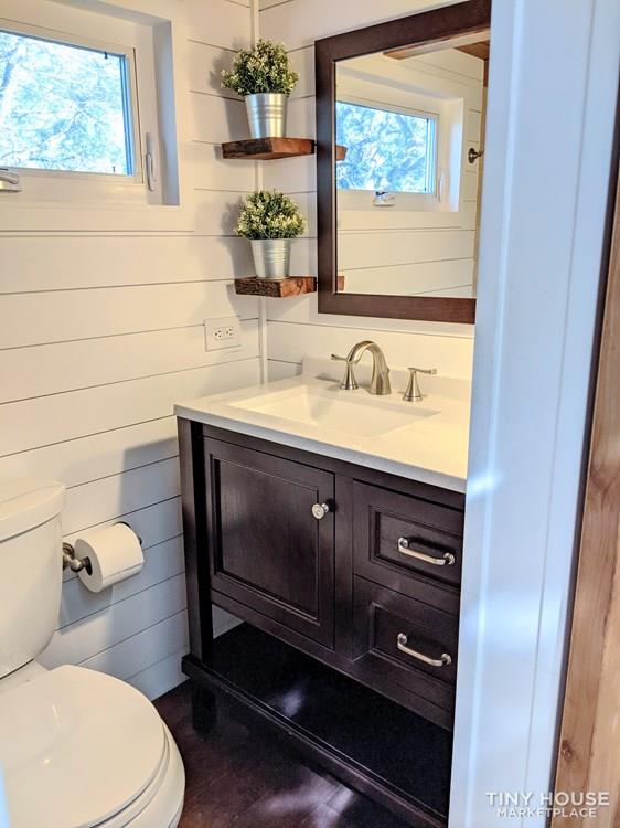 Immaculate 26' Custom Tiny Home on Wheels in the Beautiful TX Hill Country - Image 2 Thumbnail