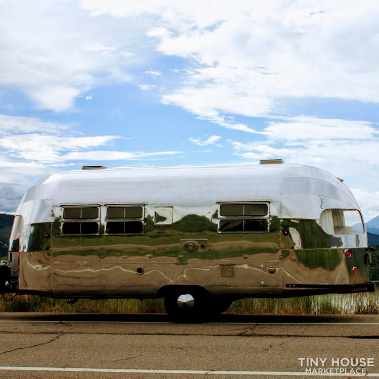 Immaculate rare vintage Airstream kin-- casita, escape pod, work of art