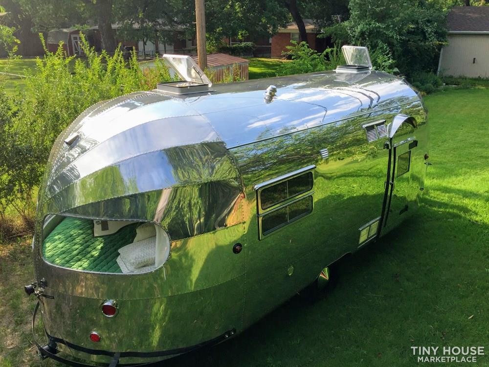Immaculate rare vintage Airstream kin-- casita, escape pod, work of art - Image 3 Thumbnail