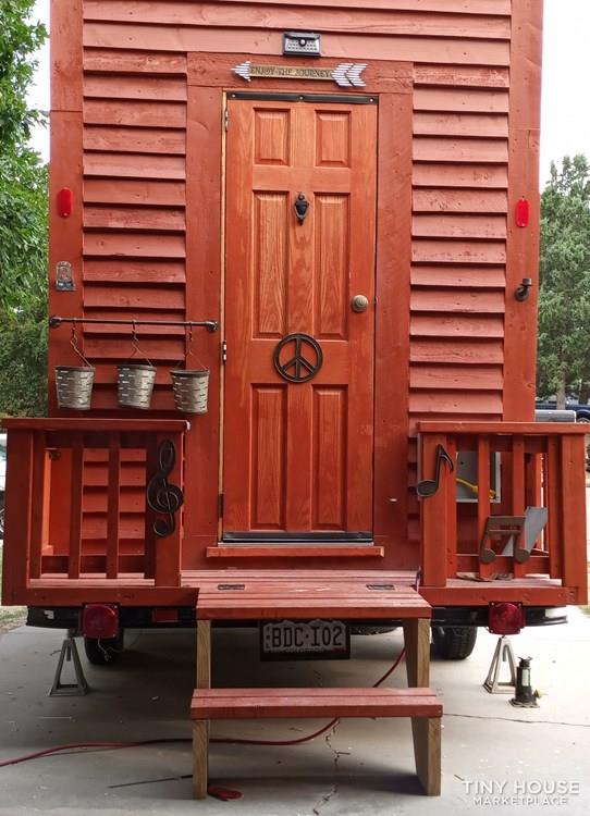 Solar Off-grid Beautiful Tiny House Cottage