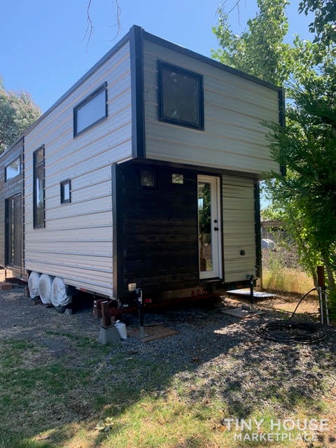 Industrial/Modern Style Tiny Home for sale.  10'x28' plus 90sf loft - Image 4 Thumbnail