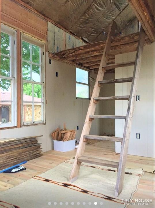Innovative Cabin/Tiny House - Image 4 Thumbnail